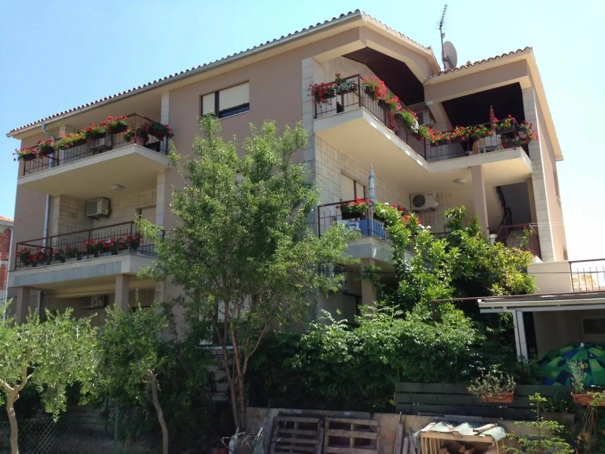 Guest house Room In Sukosan With Balcony, Air Conditioning, Wifi 5188-7